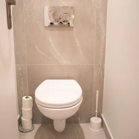 La Rose Des Vents Apartment *