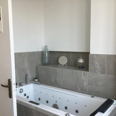 La Rose Des Vents Apartment